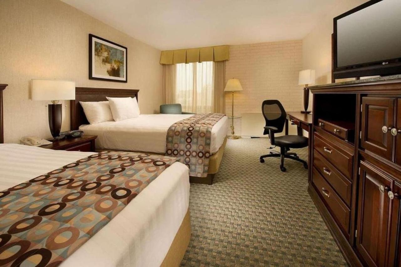 Hotel Lotus Kansas City Stadium Екстер'єр фото