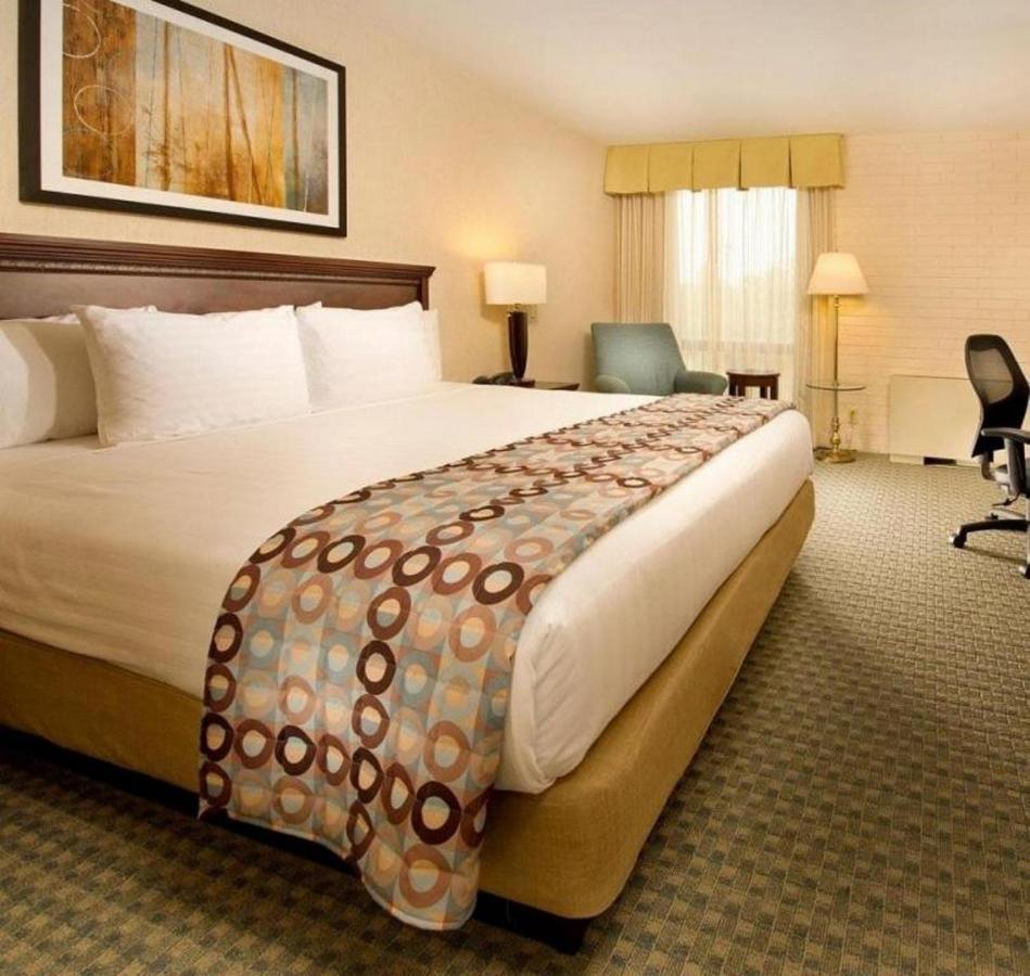 Hotel Lotus Kansas City Stadium Екстер'єр фото