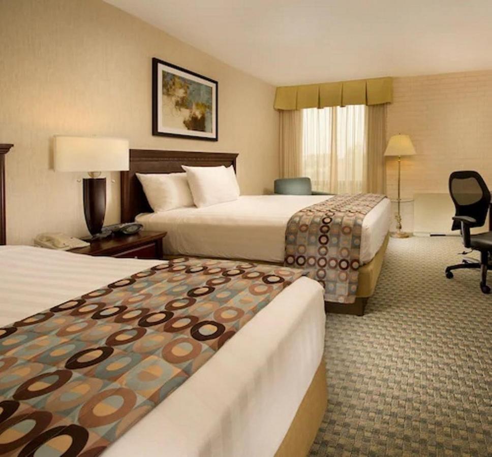 Hotel Lotus Kansas City Stadium Екстер'єр фото